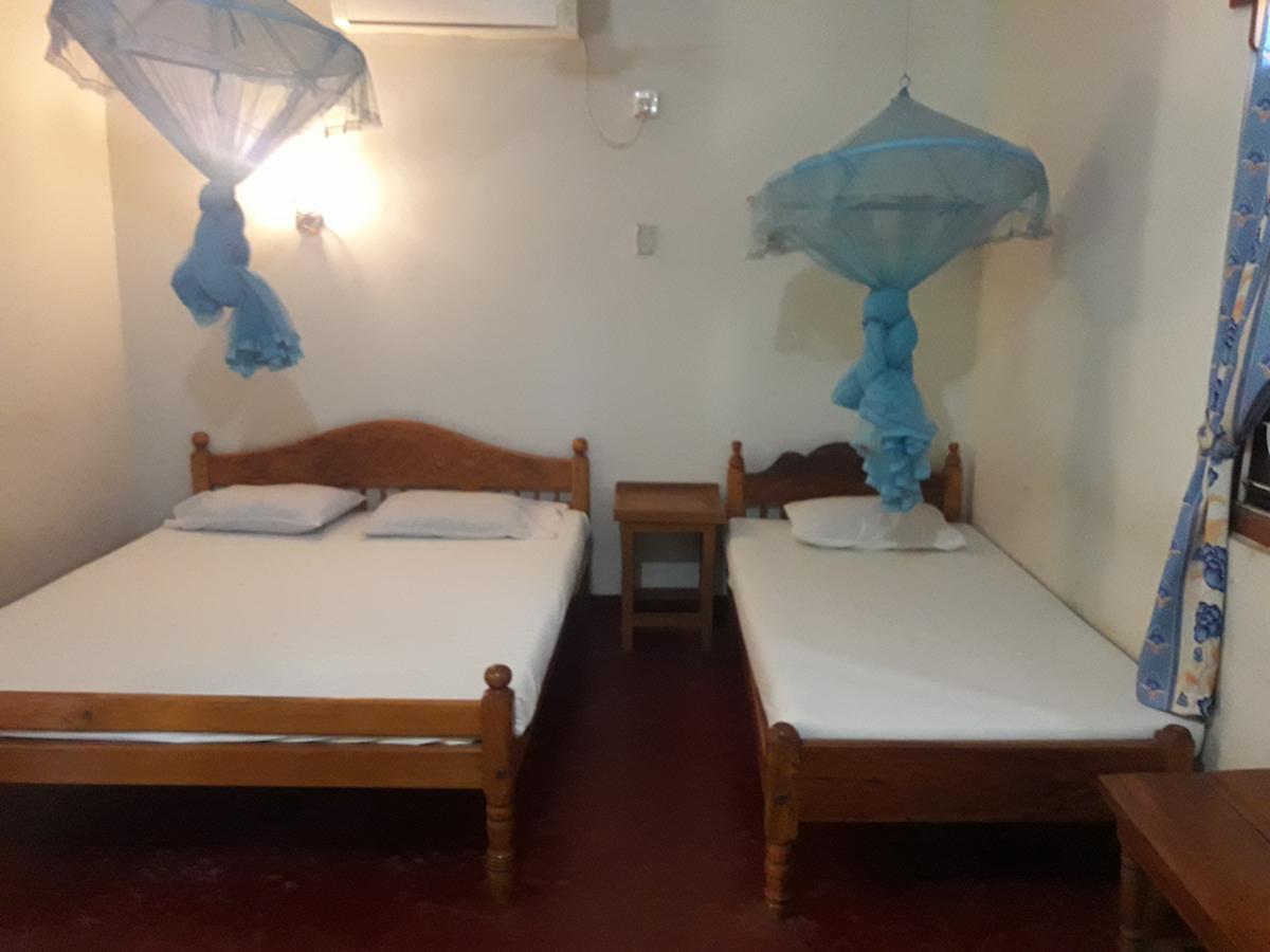 New Land Guest House Batticaloa Exterior photo