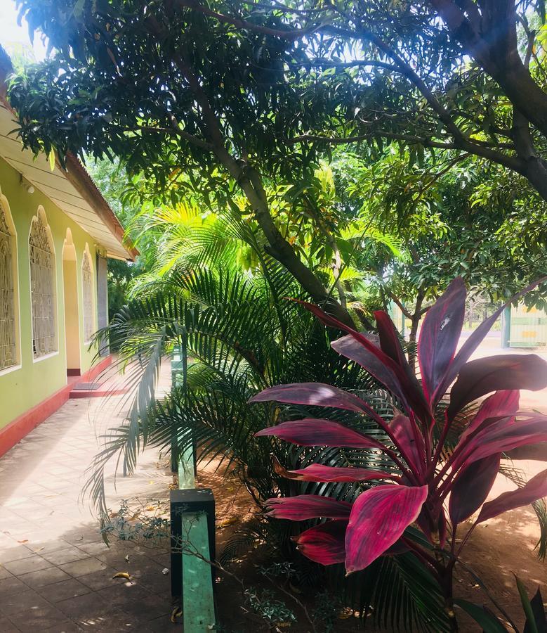 New Land Guest House Batticaloa Exterior photo